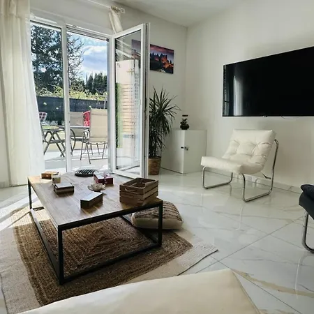 Apartment L'echappee Belle *