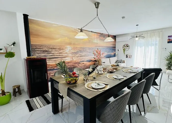 L'echappee Belle شقة قرقشونه