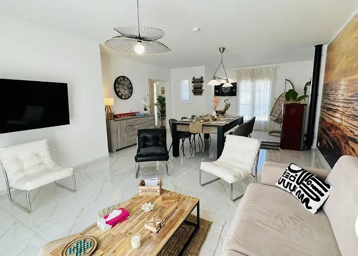 L'echappee Belle شقة قرقشونه